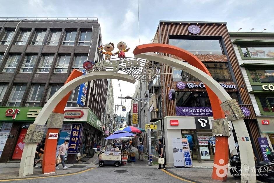 국제시장 먹자골목 관광지 이미지