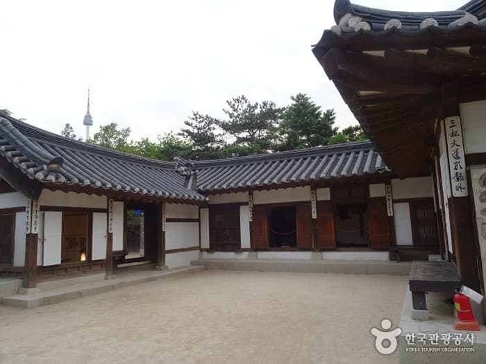 삼청동오위장김춘영가옥 관광지 이미지