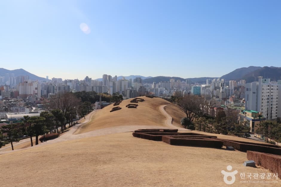 부산 복천동 고분군 관광지 이미지